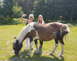 Retraite yoga et cheval - Lignan-de-Bazas - Mars 2021 - Fanny et Judith